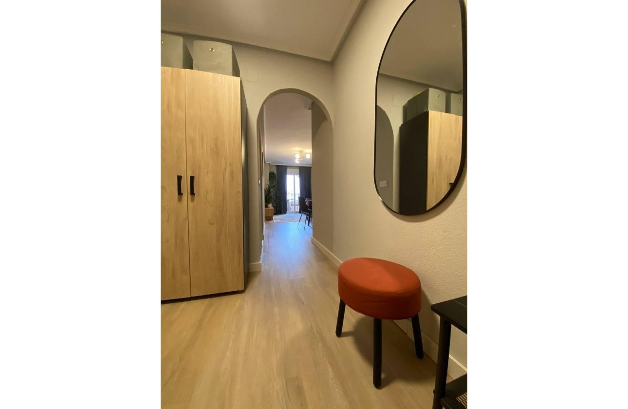 Resale - Apartment / flat - Torrevieja - Playa del Cura