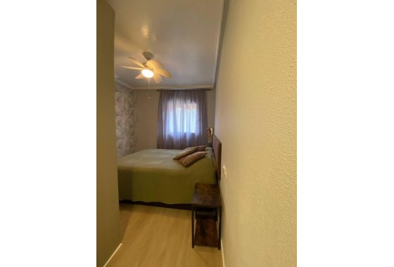 Resale - Apartment / flat - Torrevieja - Playa del Cura