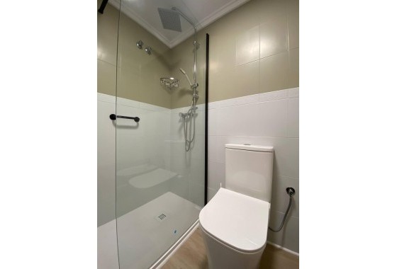 Resale - Apartment / flat - Torrevieja - Playa del Cura