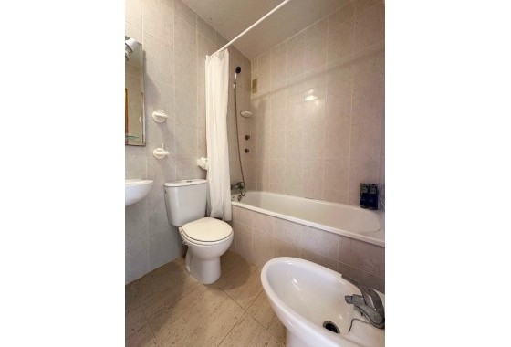 Resale - Bungalow - San Miguel de Salinas - Inland