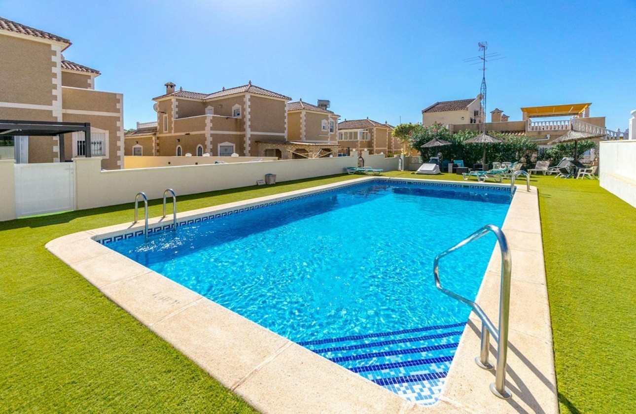 Resale - Bungalow - San Miguel de Salinas - Inland