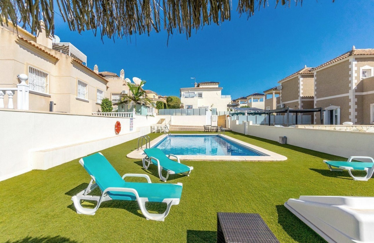 Resale - Bungalow - San Miguel de Salinas - Inland