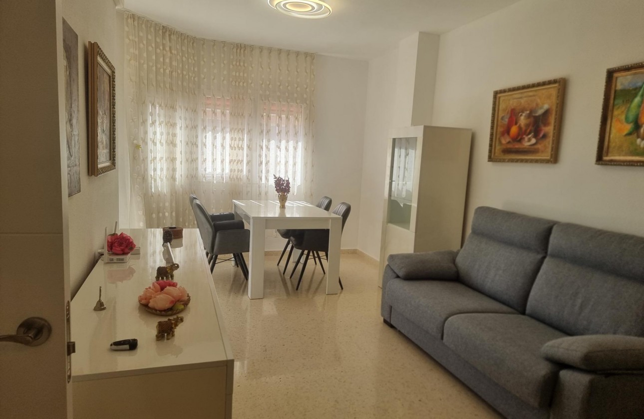 Resale - Apartment / flat - Torrevieja - Playa de los Locos