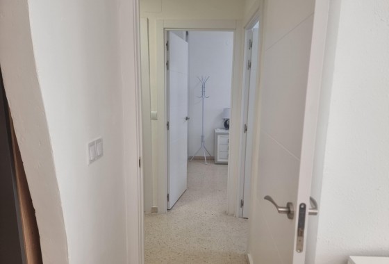 Resale - Apartment / flat - Torrevieja - Playa de los Locos