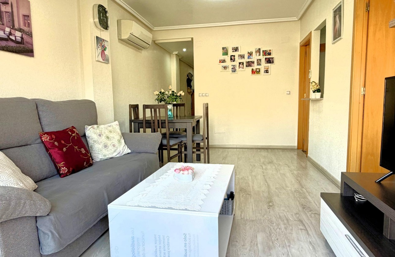 Reventa - Apartamento / piso - Torrevieja - El molino