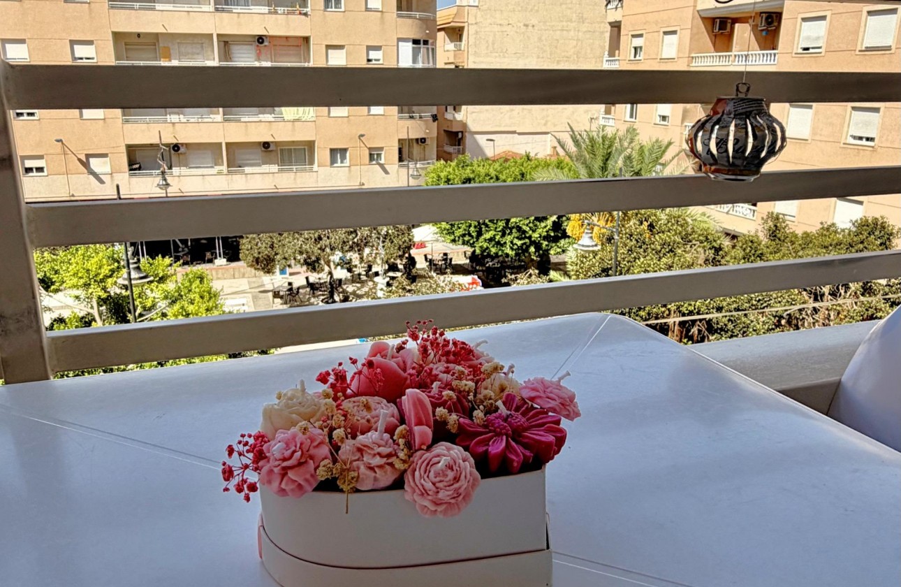 Reventa - Apartamento / piso - Torrevieja - El molino