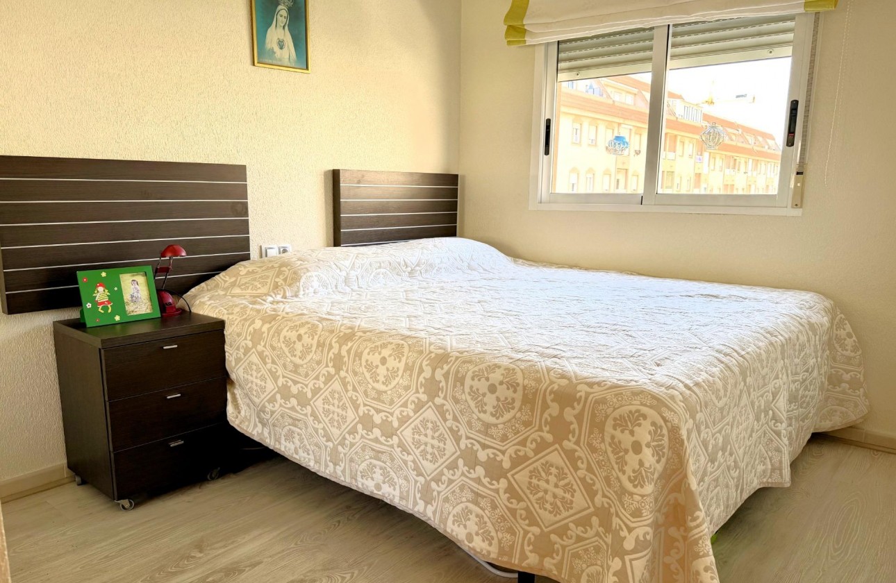 Reventa - Apartamento / piso - Torrevieja - El molino