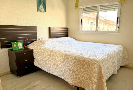 Reventa - Apartamento / piso - Torrevieja - El molino