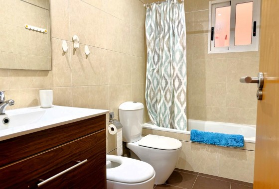 Reventa - Apartamento / piso - Torrevieja - El molino