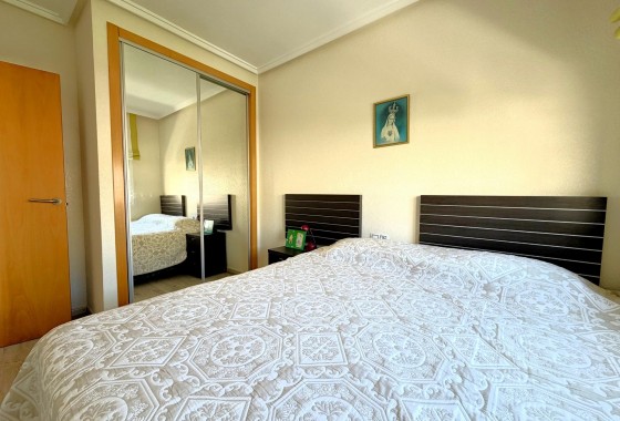 Reventa - Apartamento / piso - Torrevieja - El molino