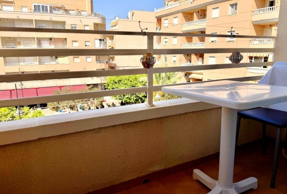 Reventa - Apartamento / piso - Torrevieja - El molino