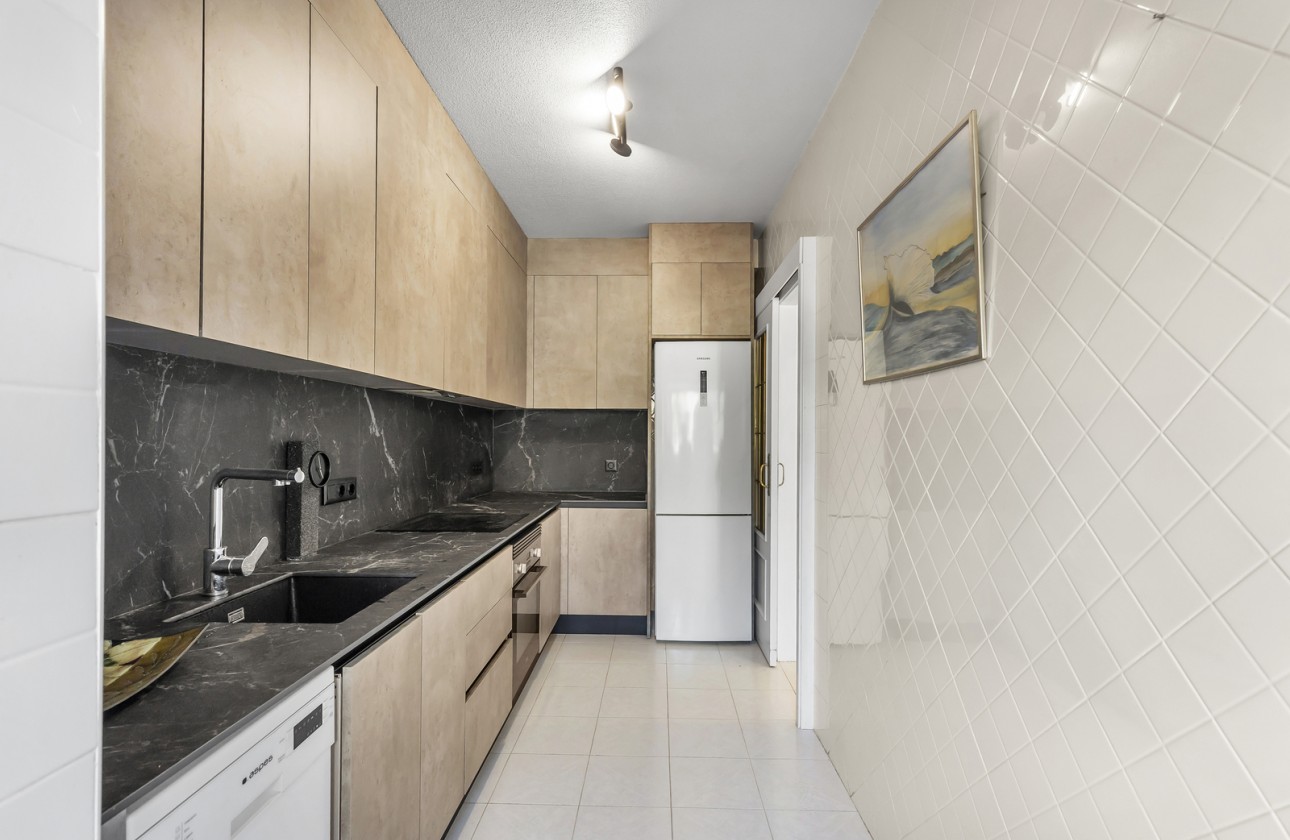 Resale - Apartment / flat - Guardamar del Segura - Costa Blanca