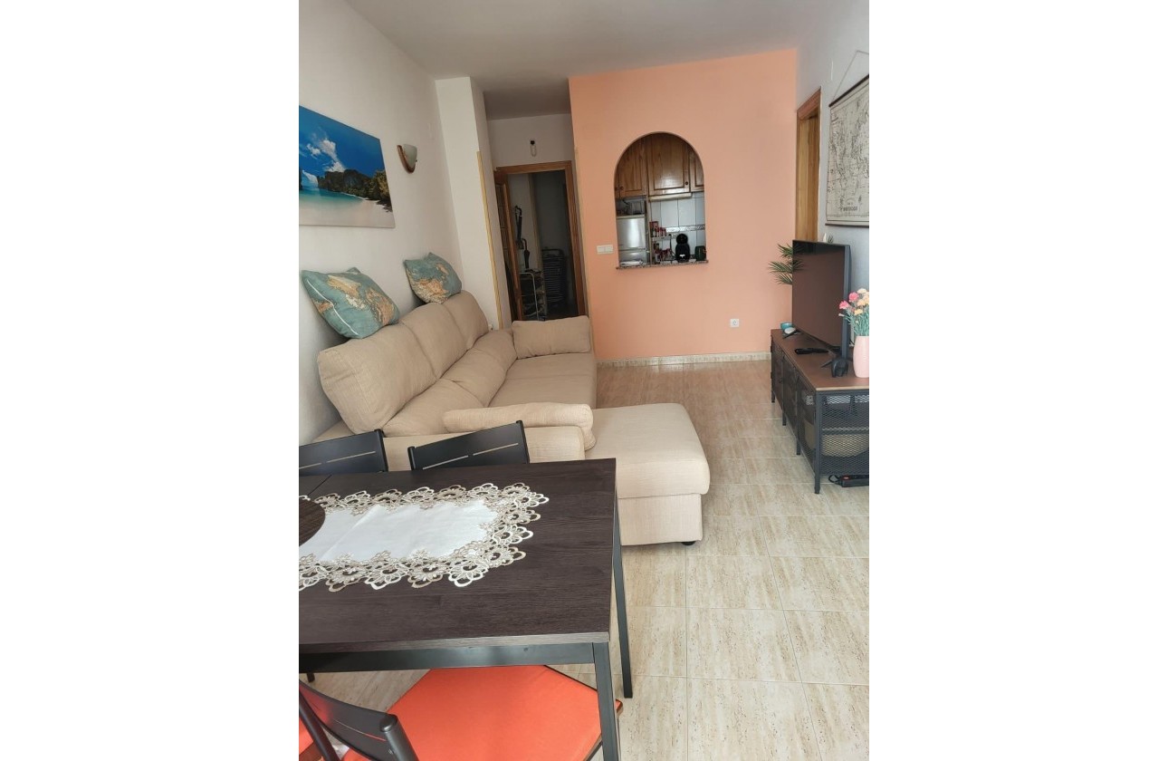 Resale - Apartment / flat - Torrevieja - Estacion de autobuses