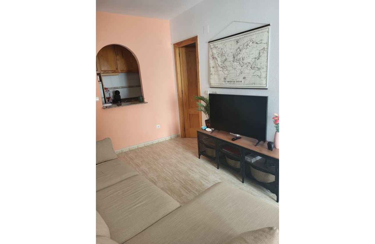 Resale - Apartment / flat - Torrevieja - Estacion de autobuses