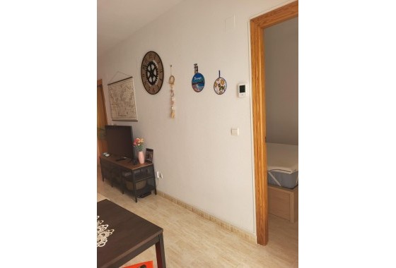 Resale - Apartment / flat - Torrevieja - Estacion de autobuses