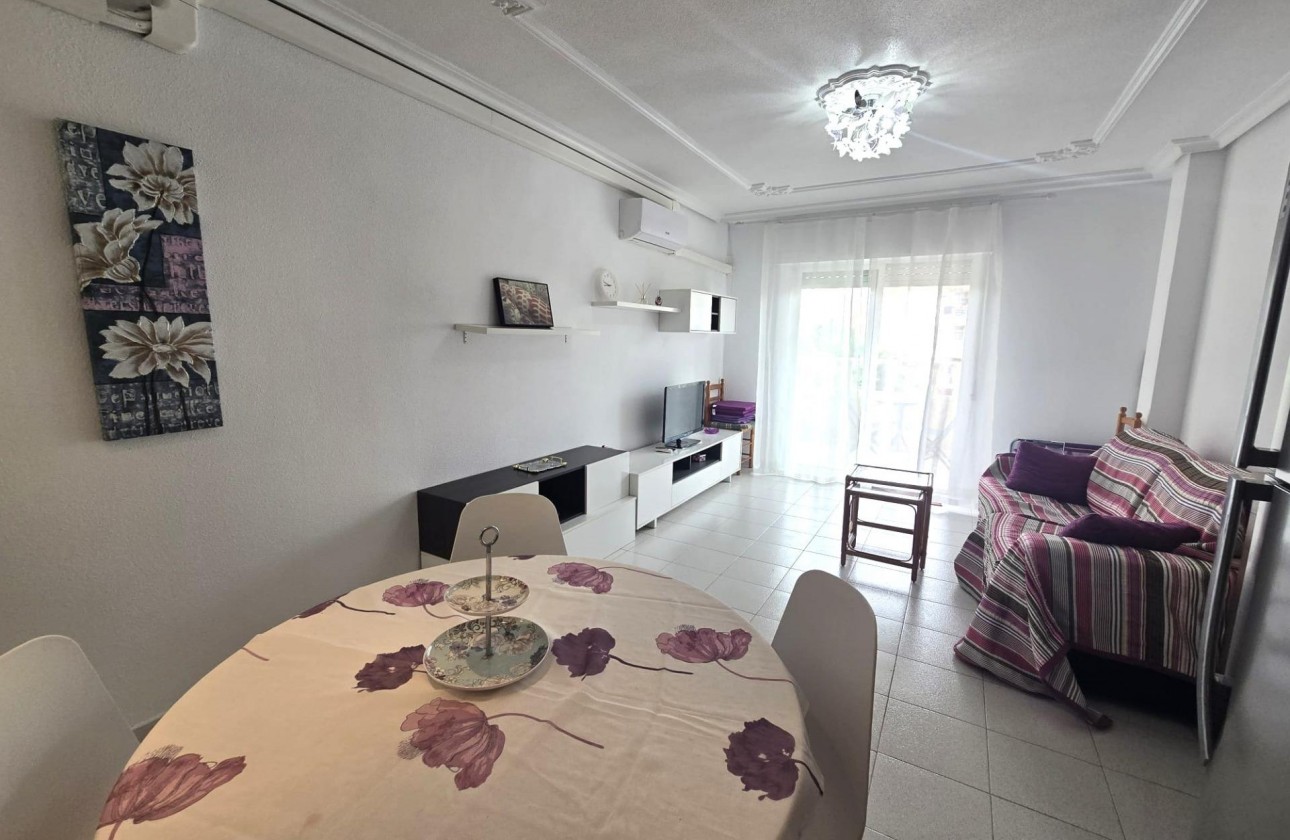 Reventa - Apartamento / piso - Torrevieja - La Mata pueblo