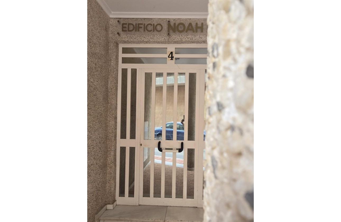 Reventa - Apartamento / piso - Torrevieja - La Mata pueblo