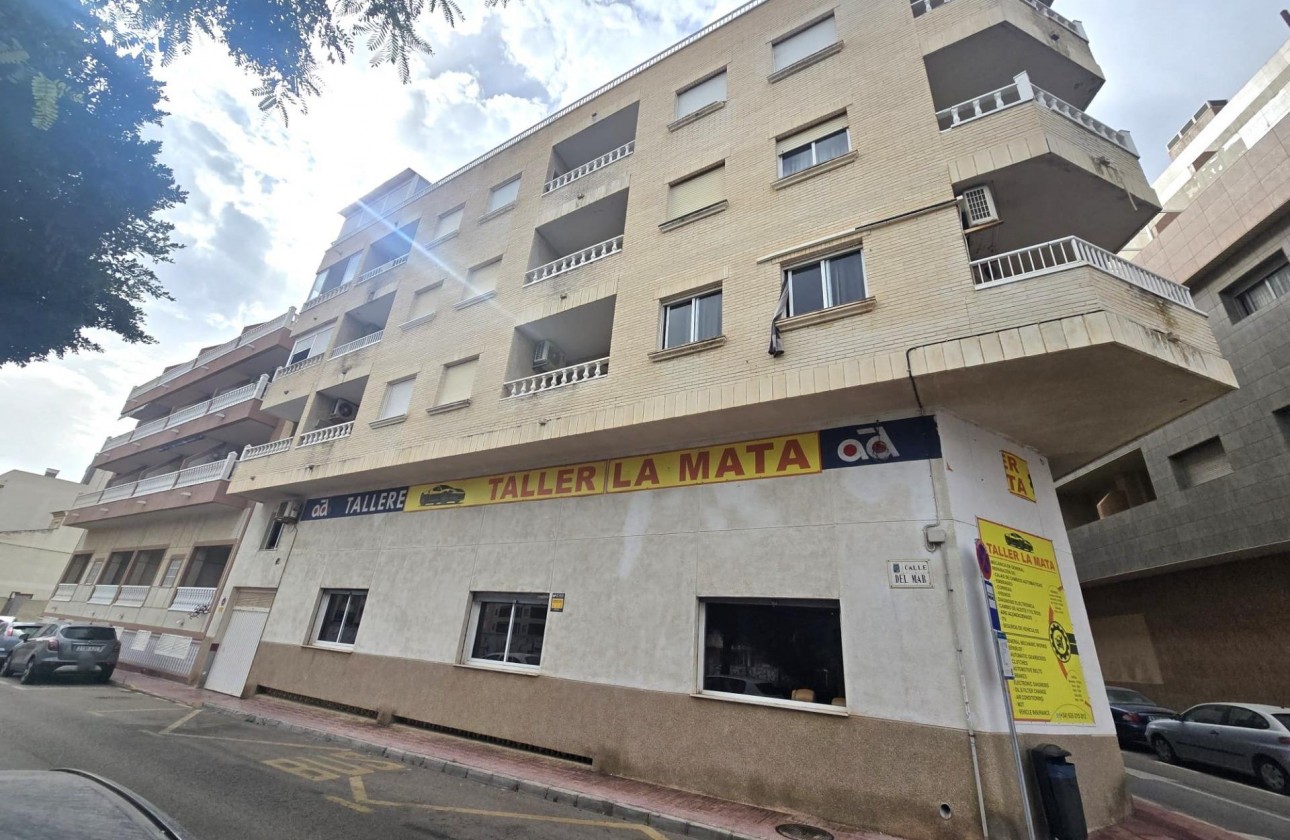 Reventa - Apartamento / piso - Torrevieja - La Mata pueblo