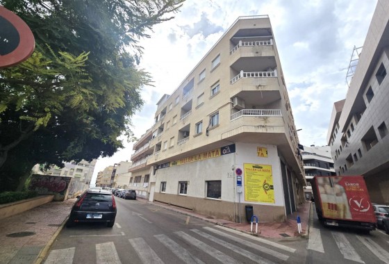 Reventa - Apartamento / piso - Torrevieja - La Mata pueblo