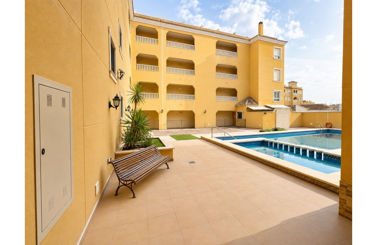 Reventa - Apartamento / piso - Almoradí - Inland
