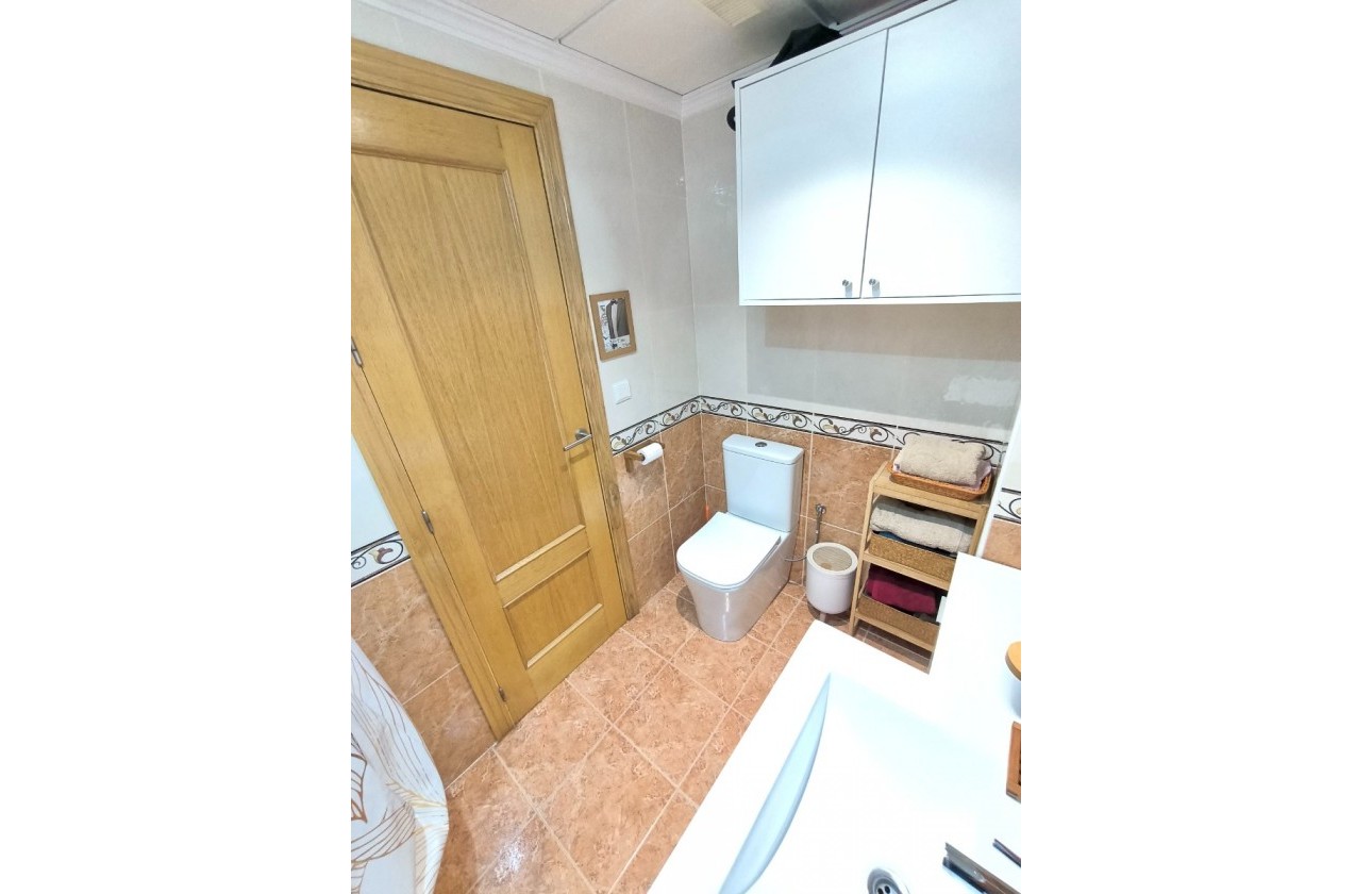 Reventa - Apartamento / piso - Almoradí - Inland