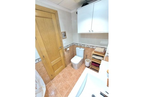 Reventa - Apartamento / piso - Almoradí - Inland