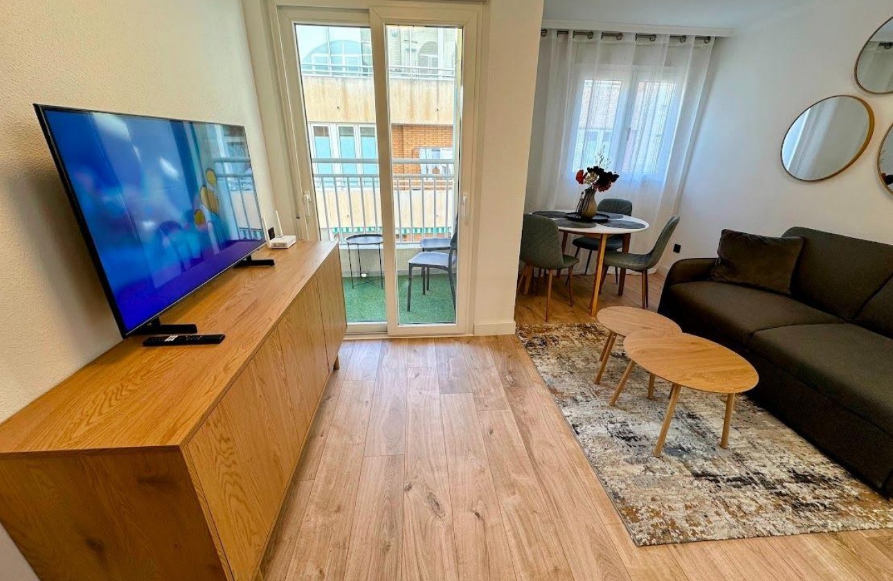 Resale - Apartment / flat - Torrevieja - Centro