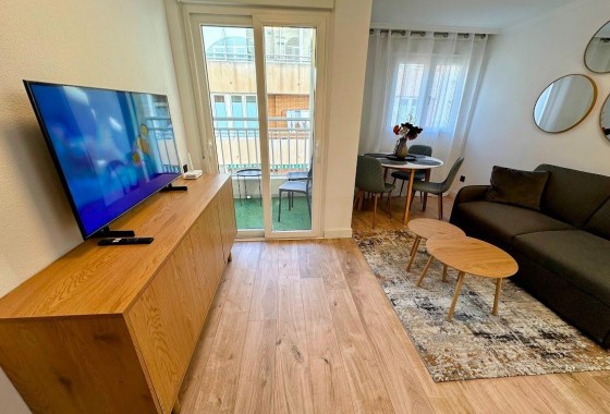 Resale - Apartment / flat - Torrevieja - Centro