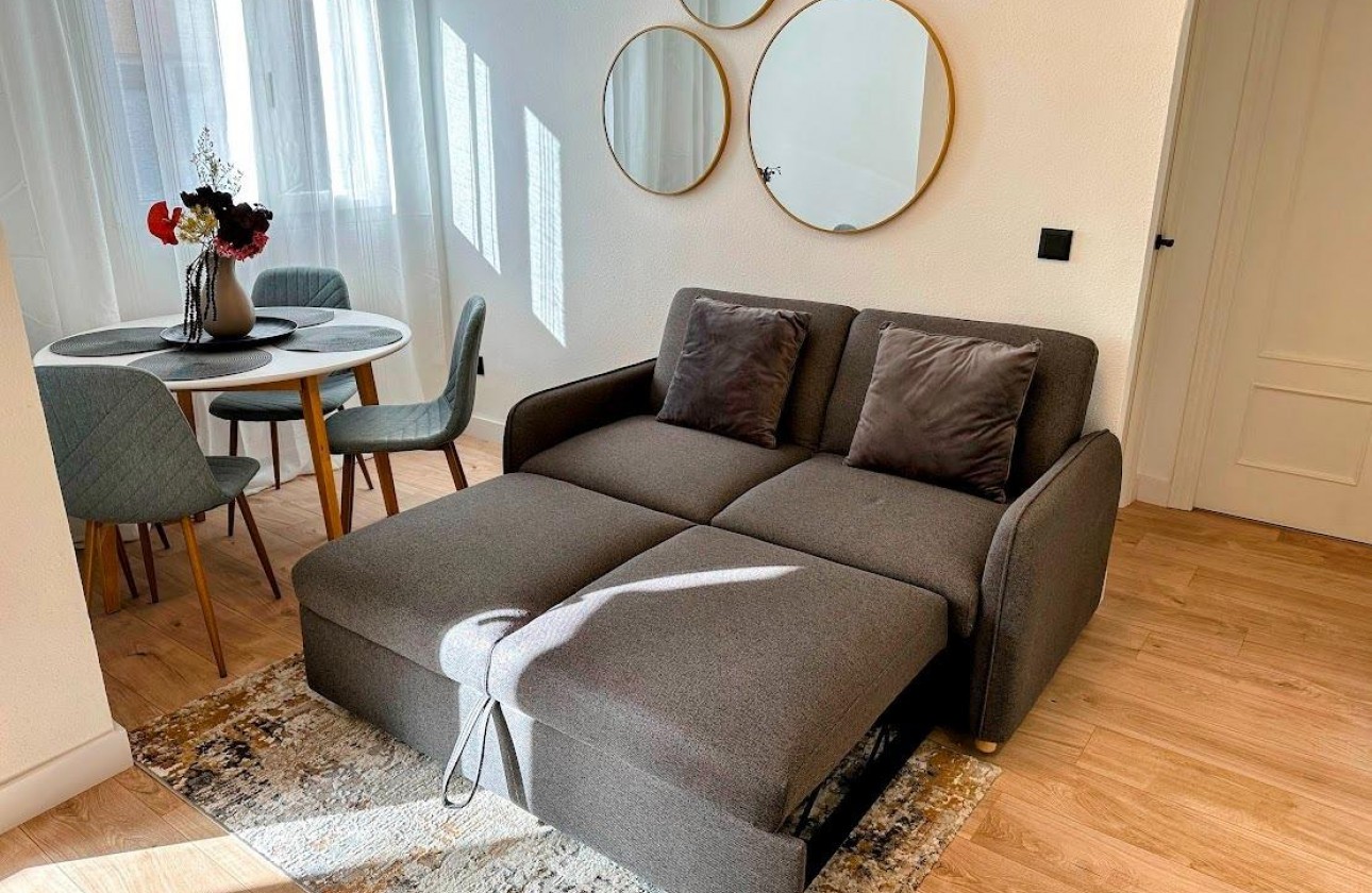 Resale - Apartment / flat - Torrevieja - Centro