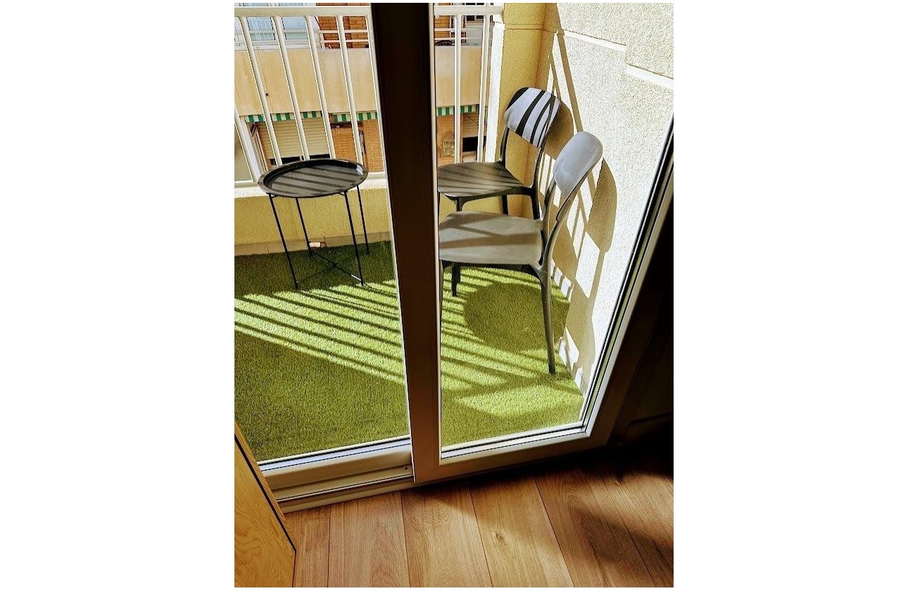Resale - Apartment / flat - Torrevieja - Centro
