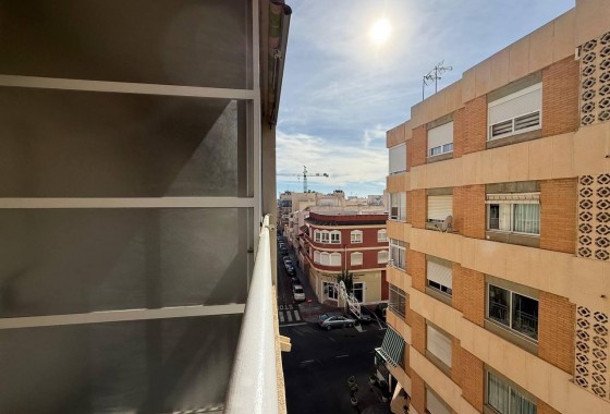 Resale - Apartment / flat - Torrevieja - Centro