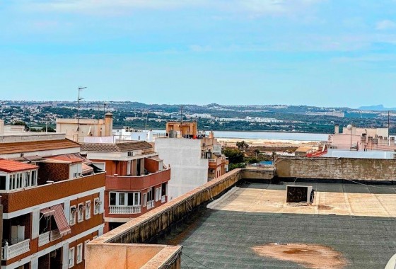 Resale - Apartment / flat - Torrevieja - Centro