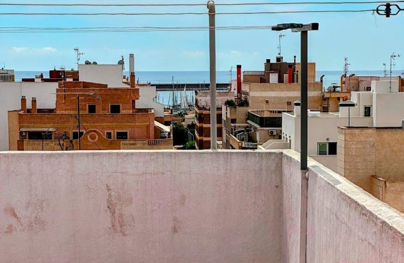 Resale - Apartment / flat - Torrevieja - Centro