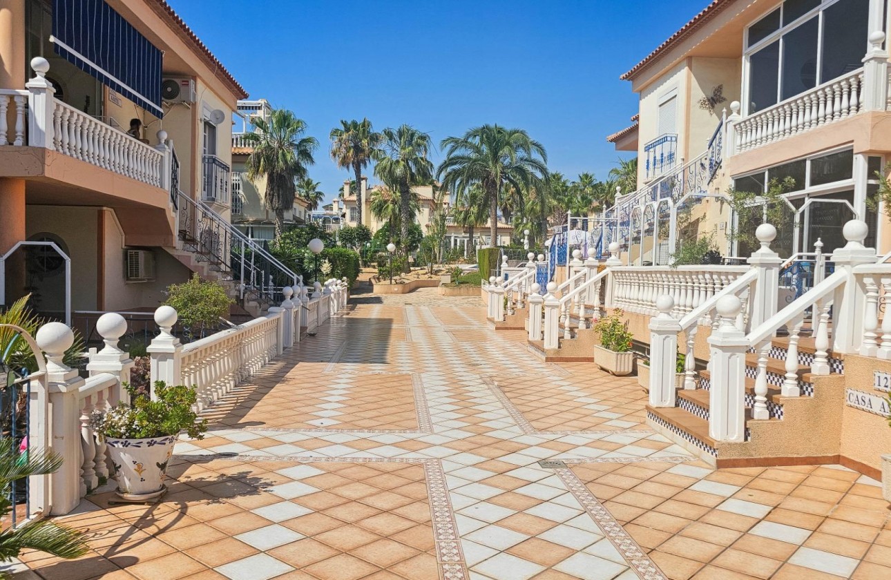 Resale - Bungalow - Orihuela Costa - Los Altos
