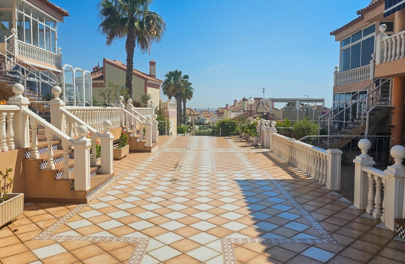 Resale - Bungalow - Orihuela Costa - Los Altos