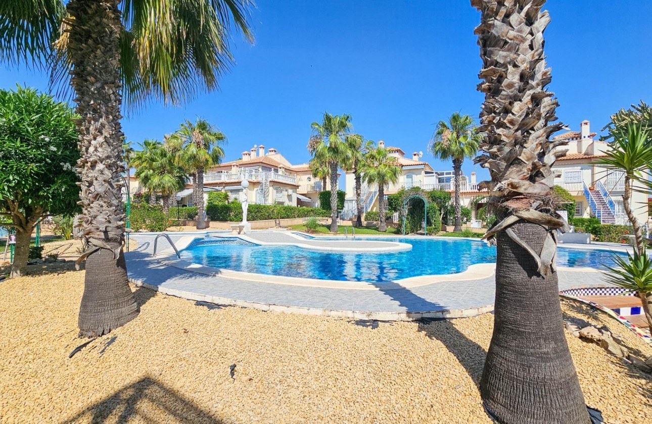 Resale - Bungalow - Orihuela Costa - Los Altos