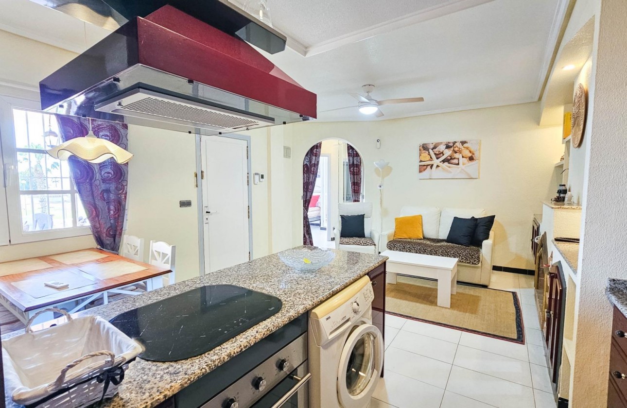 Resale - Bungalow - Orihuela Costa - Los Altos