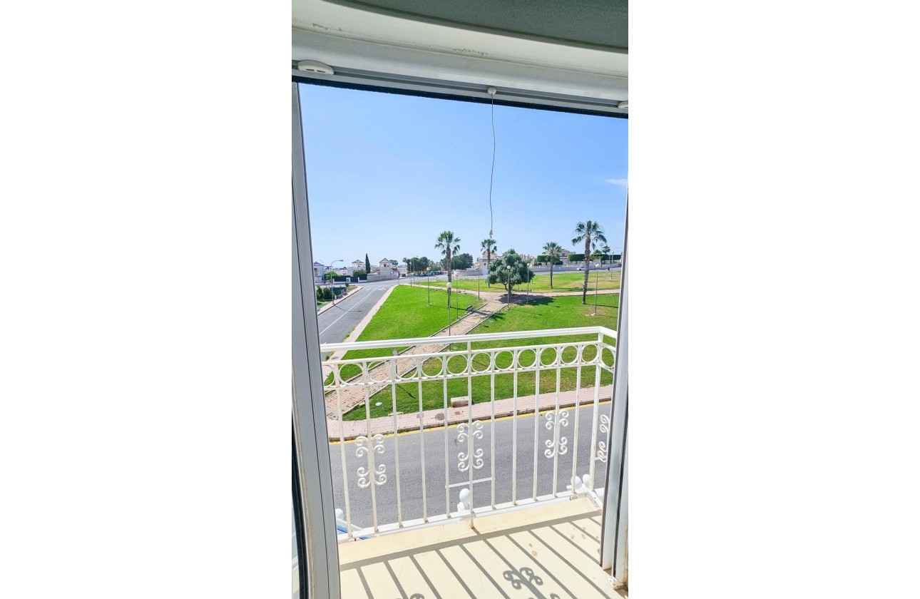 Resale - Bungalow - Orihuela Costa - Los Altos