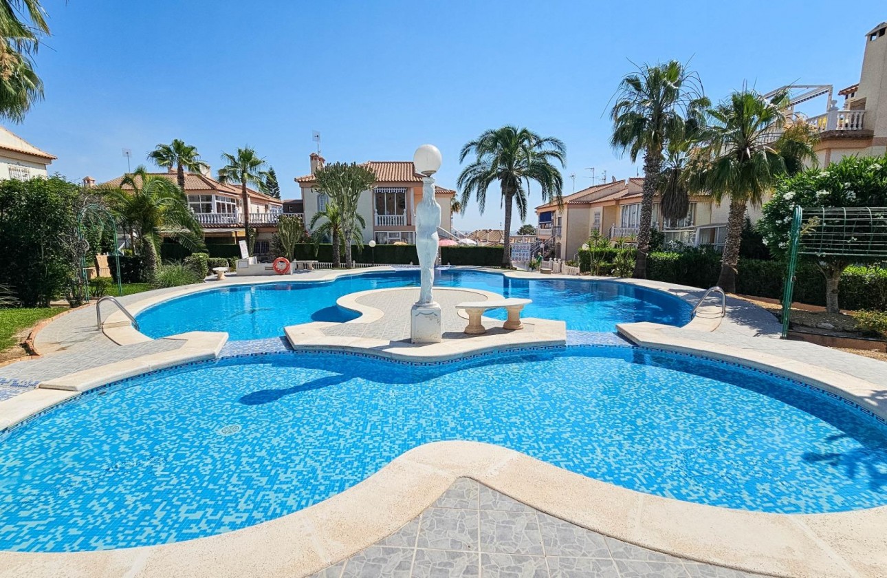 Resale - Bungalow - Orihuela Costa - Los Altos