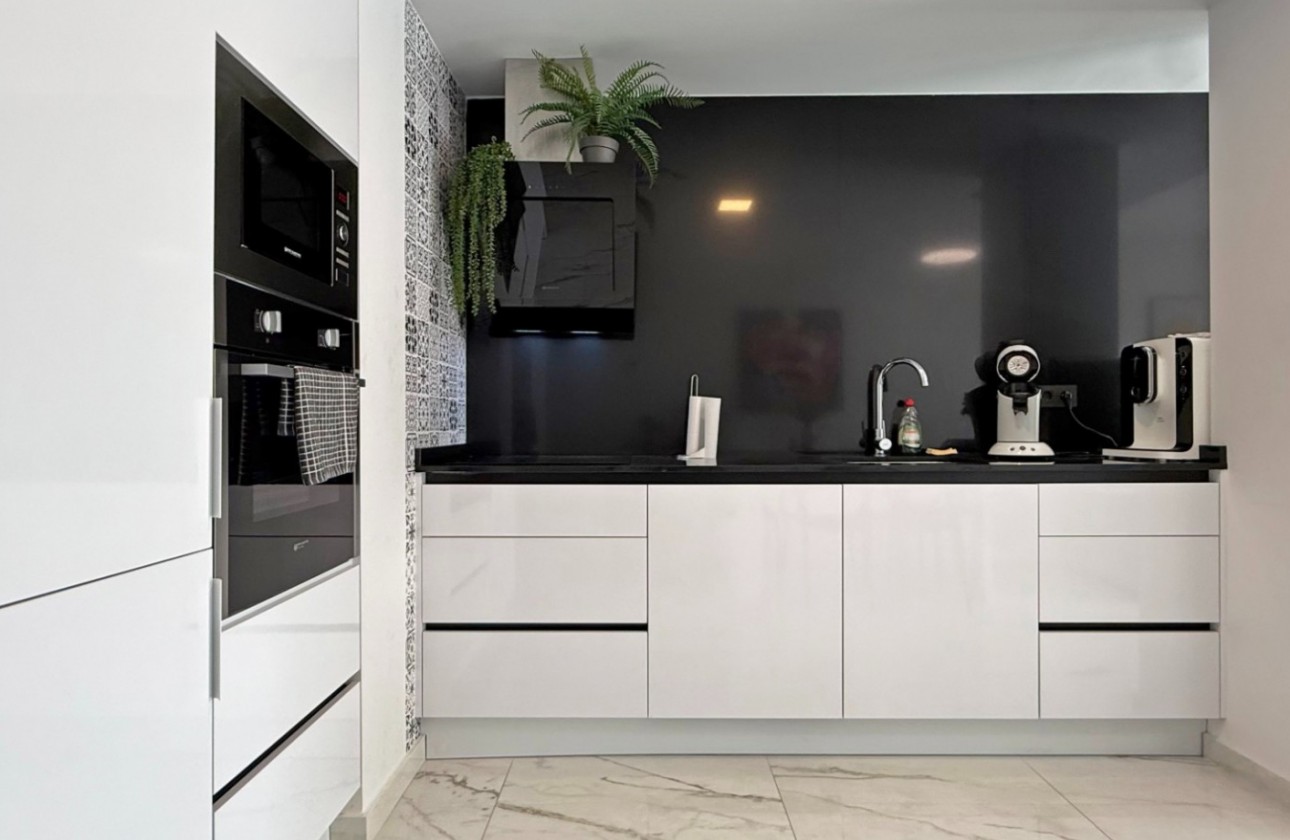 Resale - Apartment / flat - Orihuela Costa - Costa Blanca