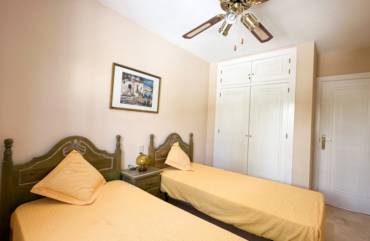 Revente - Villa - Orihuela Costa - Costa Blanca