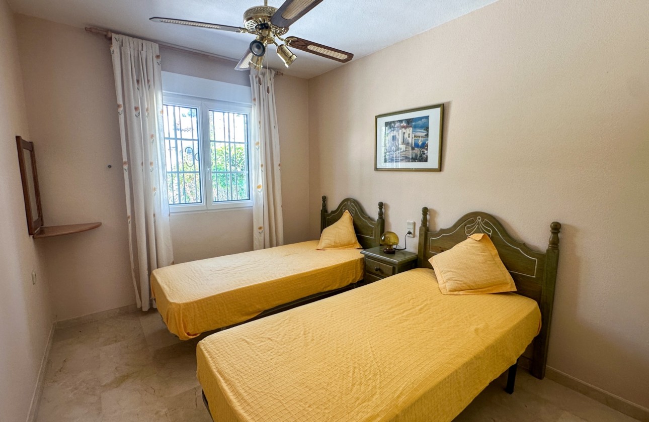 Revente - Villa - Orihuela Costa - Costa Blanca
