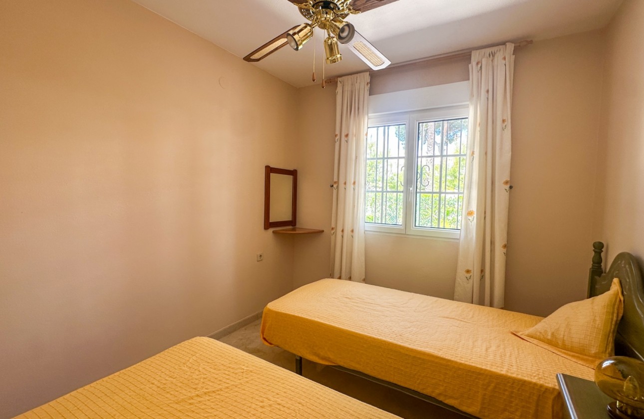 Revente - Villa - Orihuela Costa - Costa Blanca