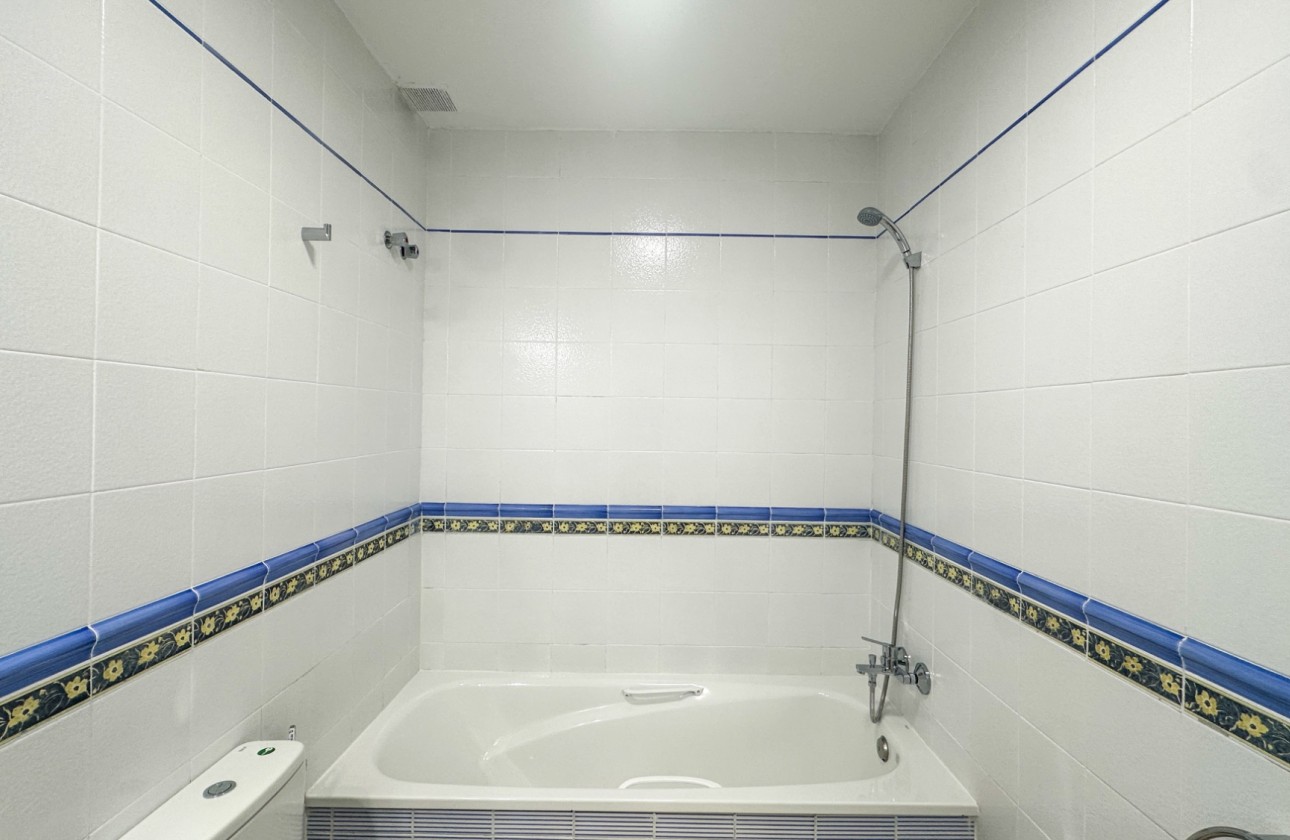 Revente - Villa - Orihuela Costa - Costa Blanca