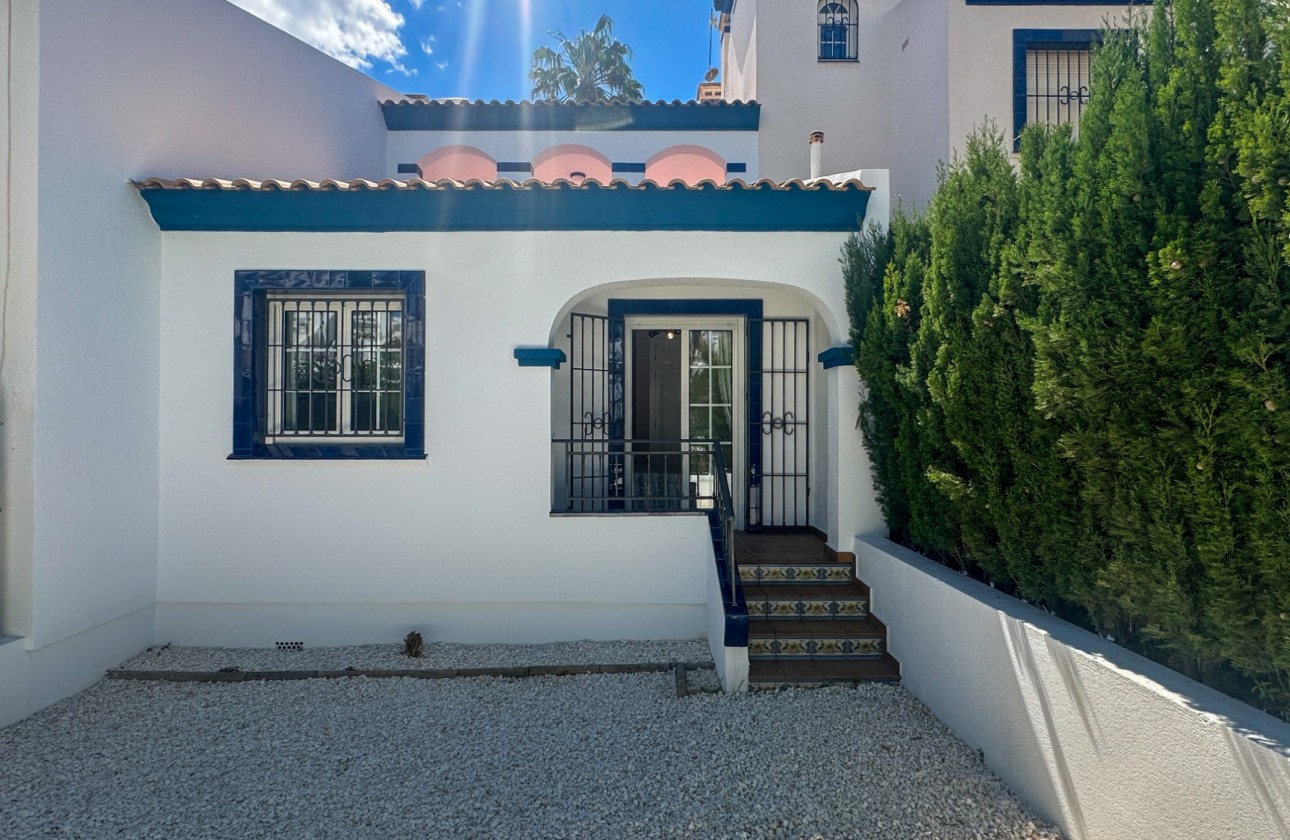Revente - Villa - Orihuela Costa - Costa Blanca
