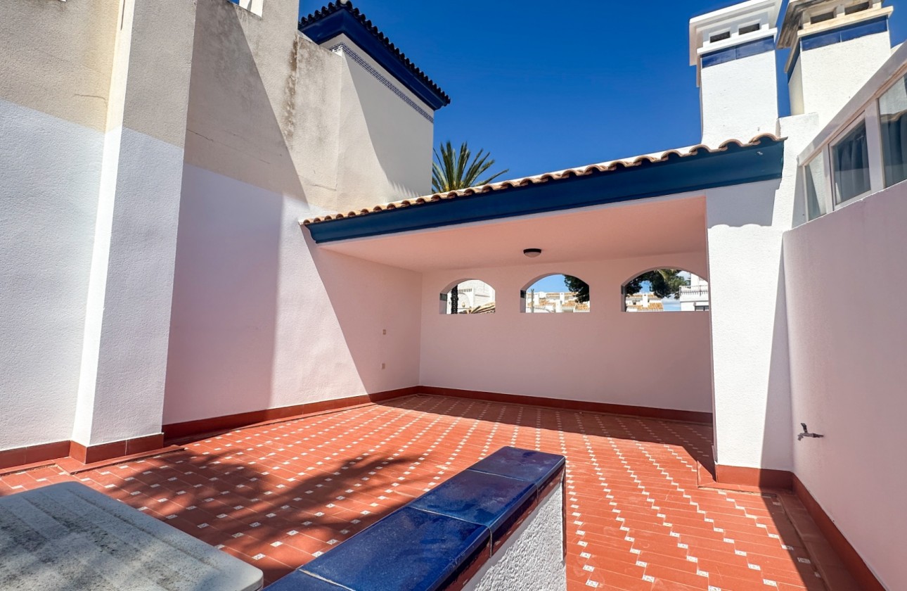 Revente - Villa - Orihuela Costa - Costa Blanca