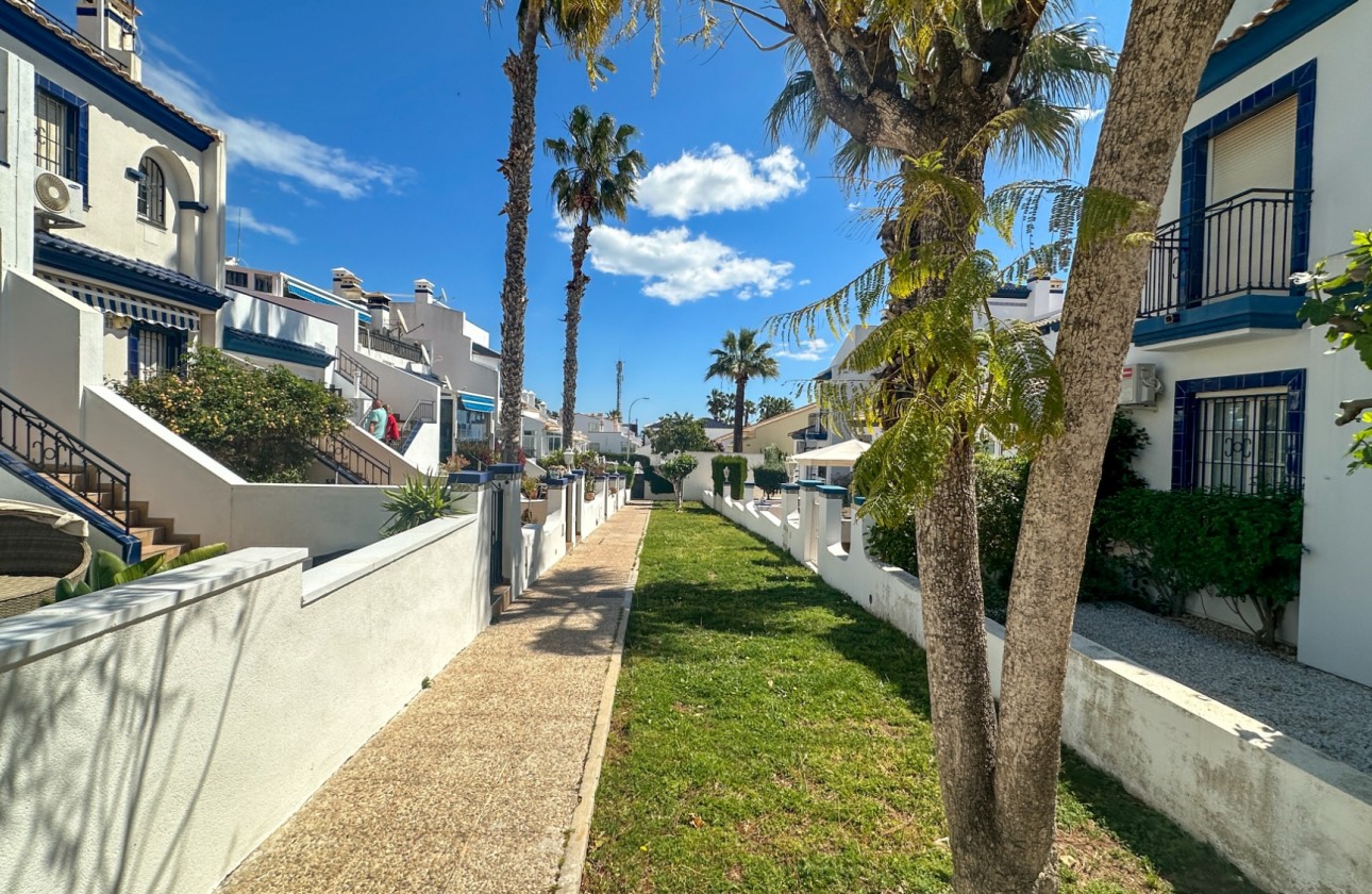 Revente - Villa - Orihuela Costa - Costa Blanca