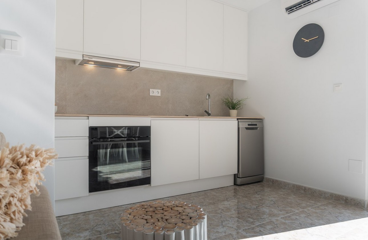 Resale - Apartment / flat - Torrevieja - Costa Blanca