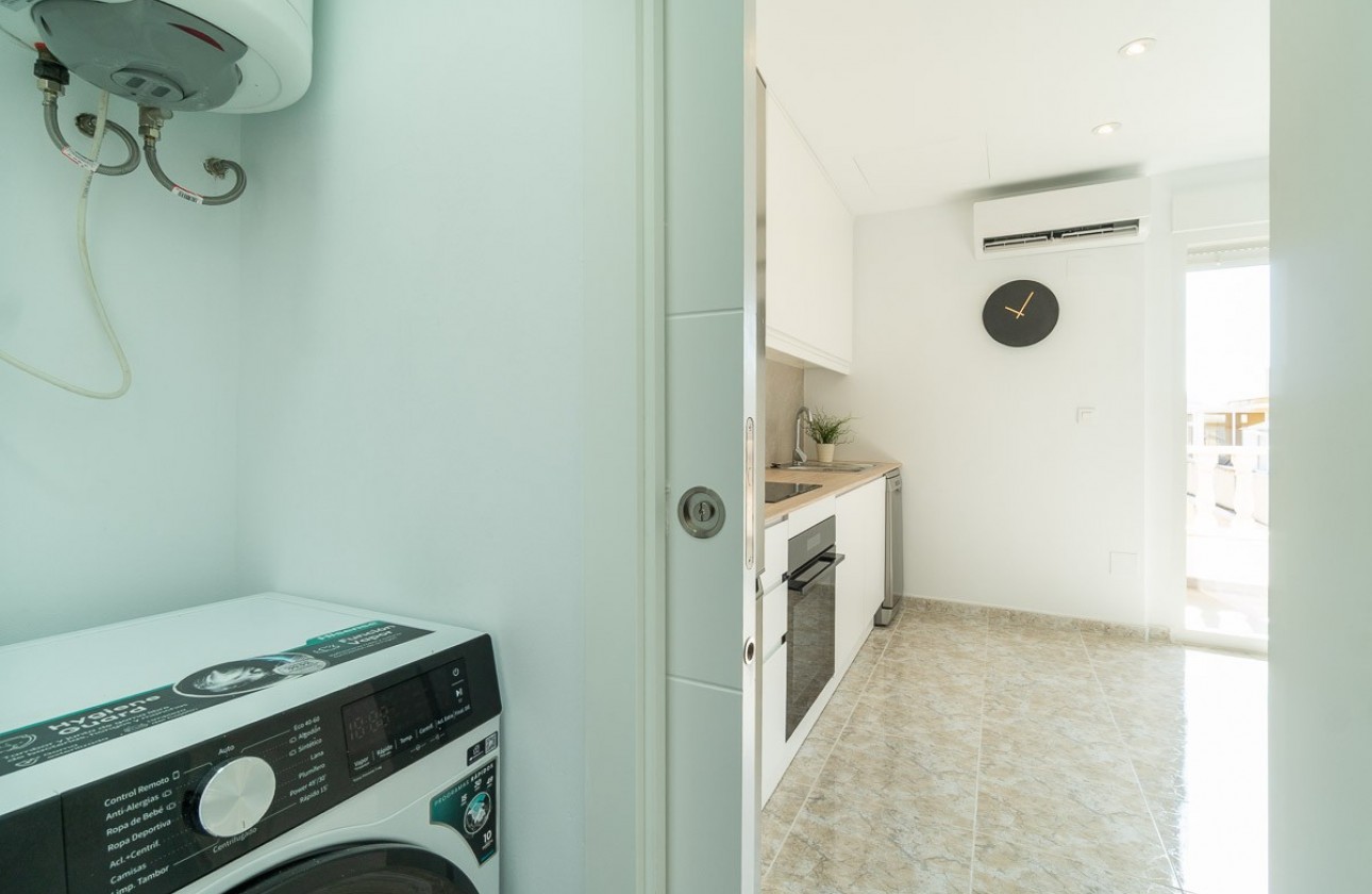 Resale - Apartment / flat - Torrevieja - Costa Blanca