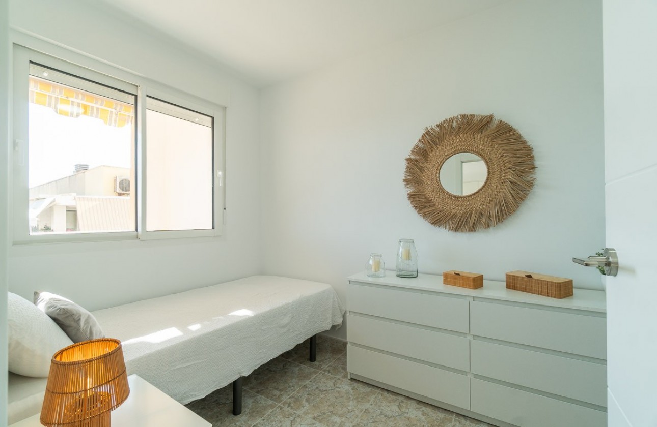 Resale - Apartment / flat - Torrevieja - Costa Blanca